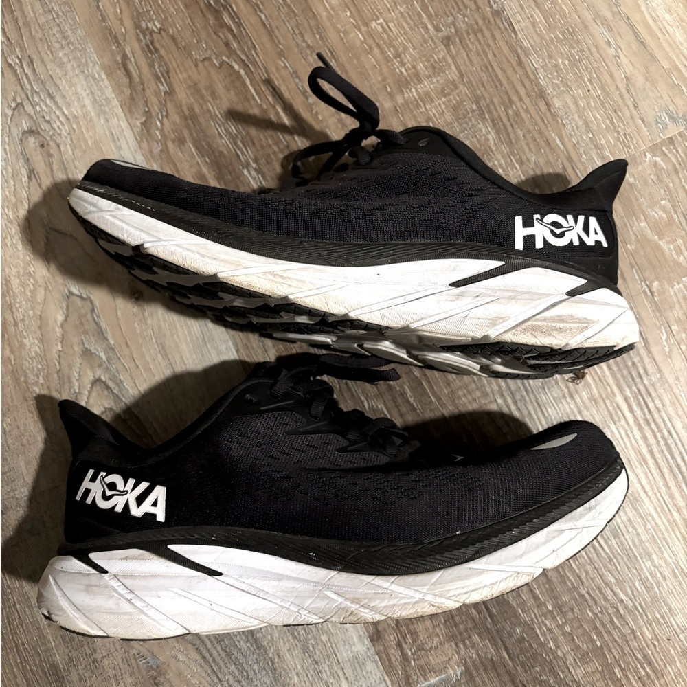 Mens Hoka Clifton 8 (2E Wide)
